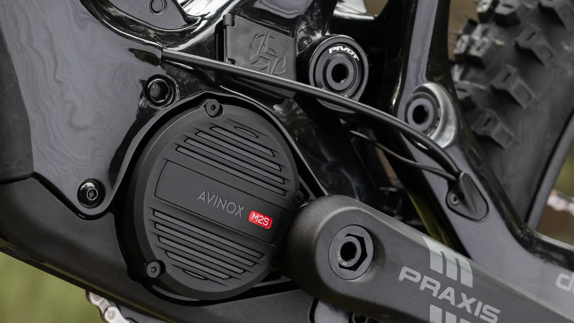 Pivot Shuttle Amp'd Ride Spec